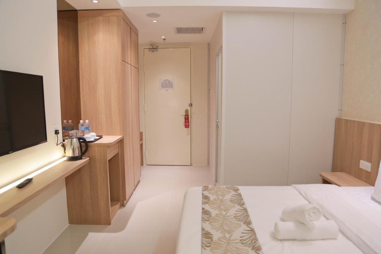 Top Holiday Hotel Seri Kembangan Extérieur photo