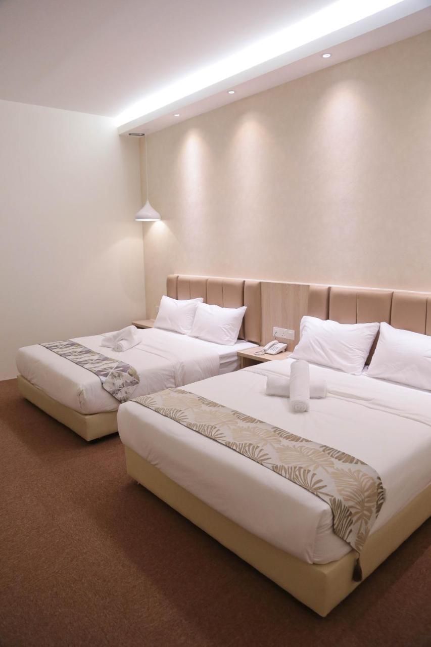 Top Holiday Hotel Seri Kembangan Extérieur photo