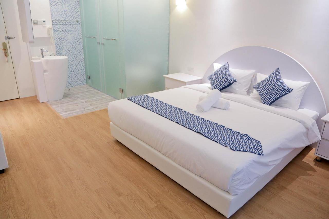 Top Holiday Hotel Seri Kembangan Extérieur photo