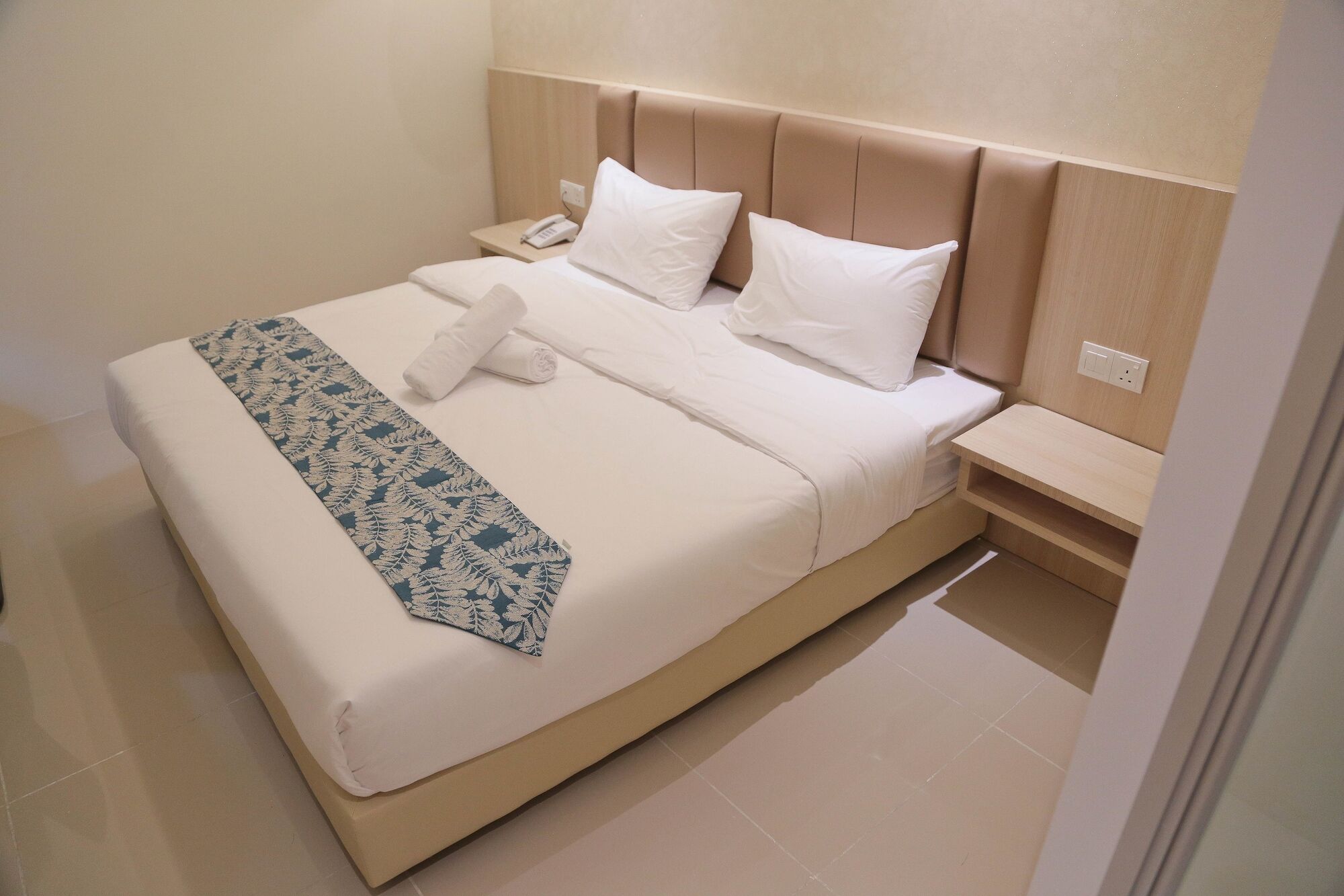 Top Holiday Hotel Seri Kembangan Extérieur photo